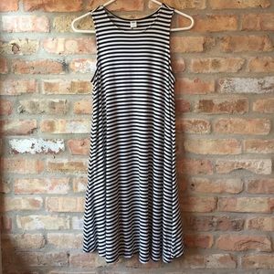 Old Navy black and white dress